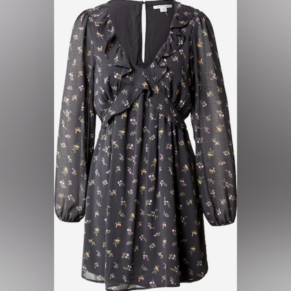 American Eagle Ruffled Front Floral Long Sleeve Dress